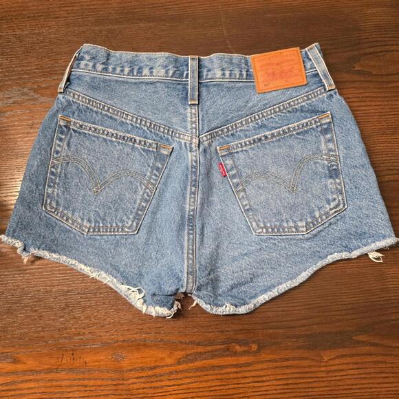 Levi's Blue Distressed Jean Shorts - Picture 2 of 8